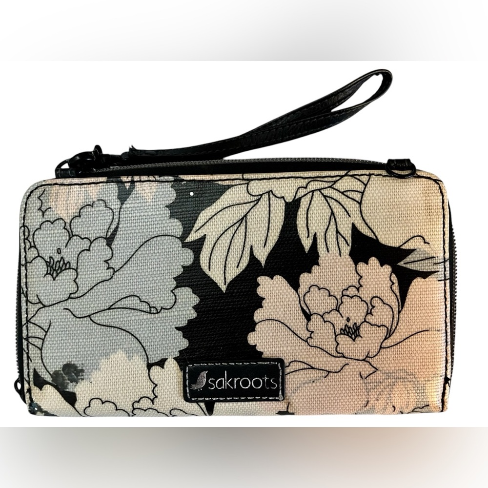 Sakroots Floral Clutch in Black and Cream - Picture 9 of 9